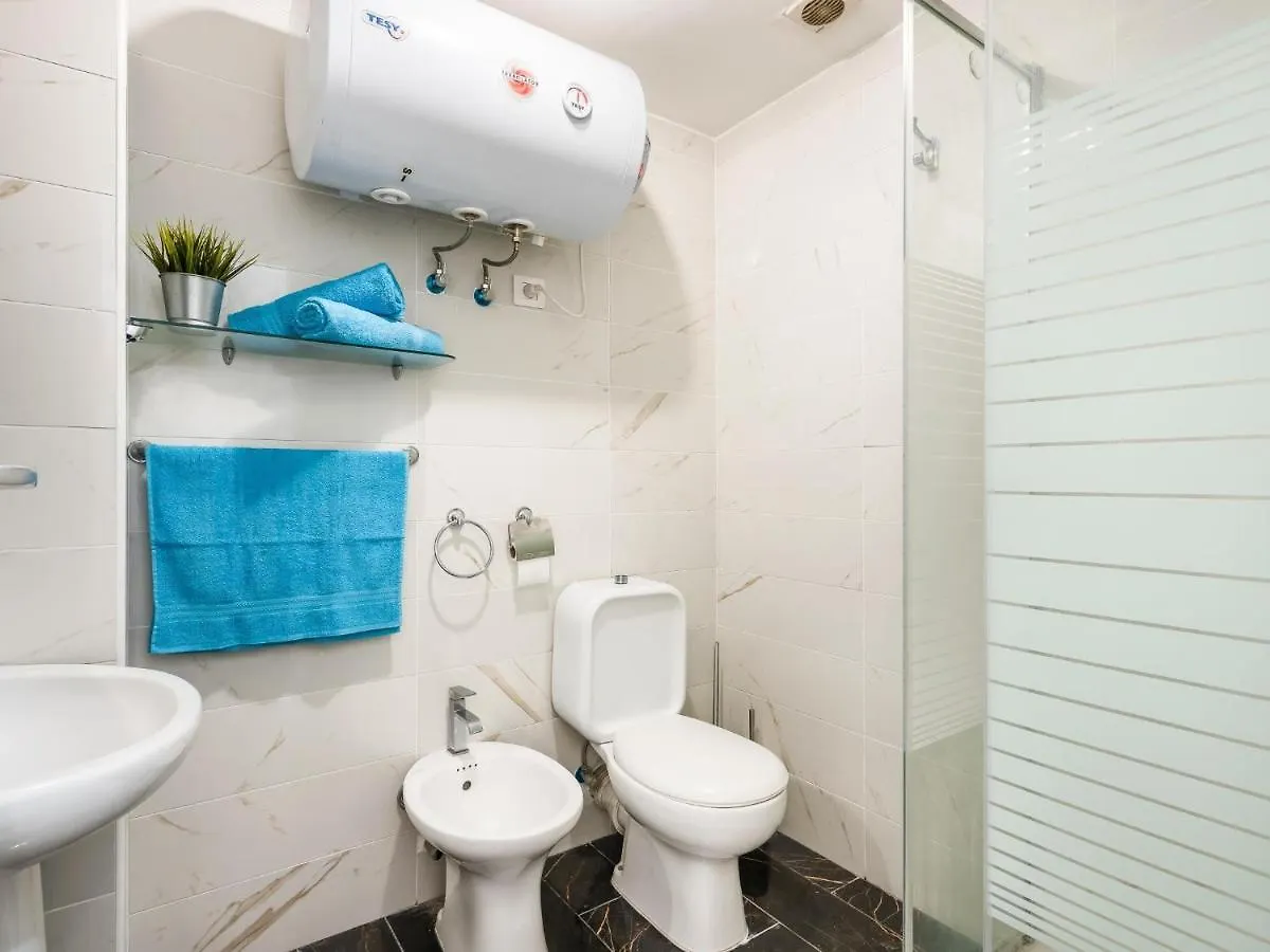 شقة أرونا 1B Sofia Accommodation Close Services Sea, Wifi! إسبانيا