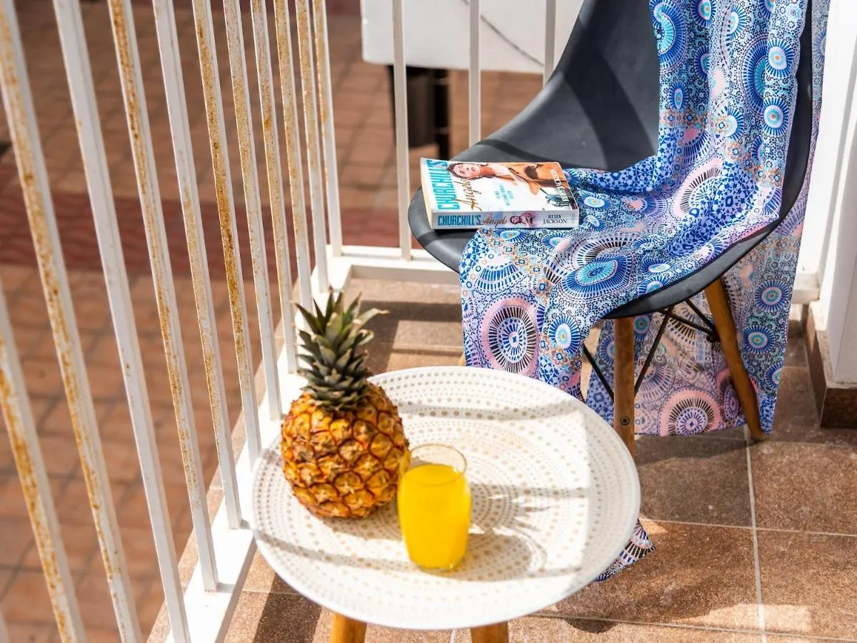 شقة أرونا 1B Sofia Accommodation Close Services Sea, Wifi! إسبانيا
